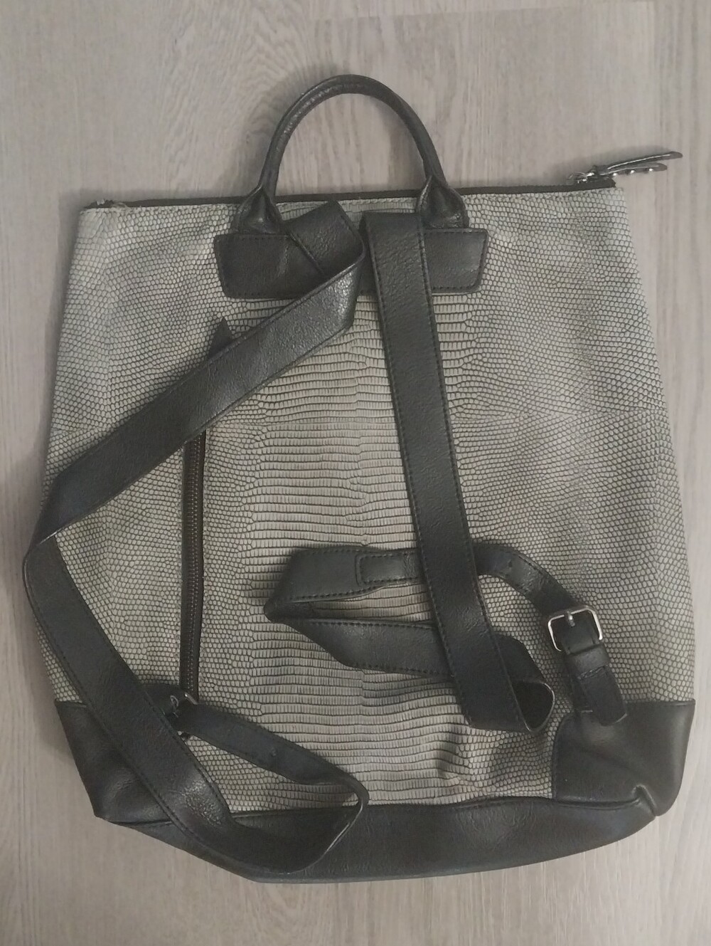 Anne Klein Backpack - Picture 3 of 3